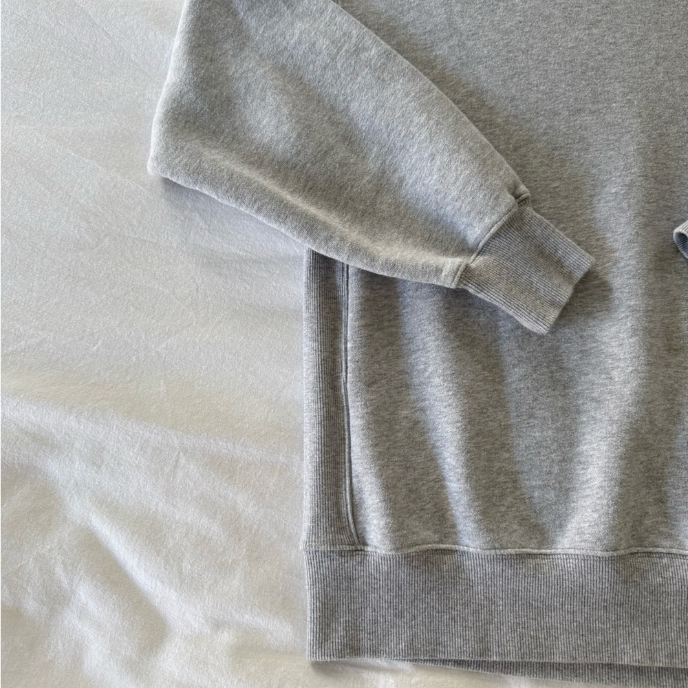 NWOT Aritzia TNA Cozy Fleece Boyfriend Crewneck - Picture 4 of 6